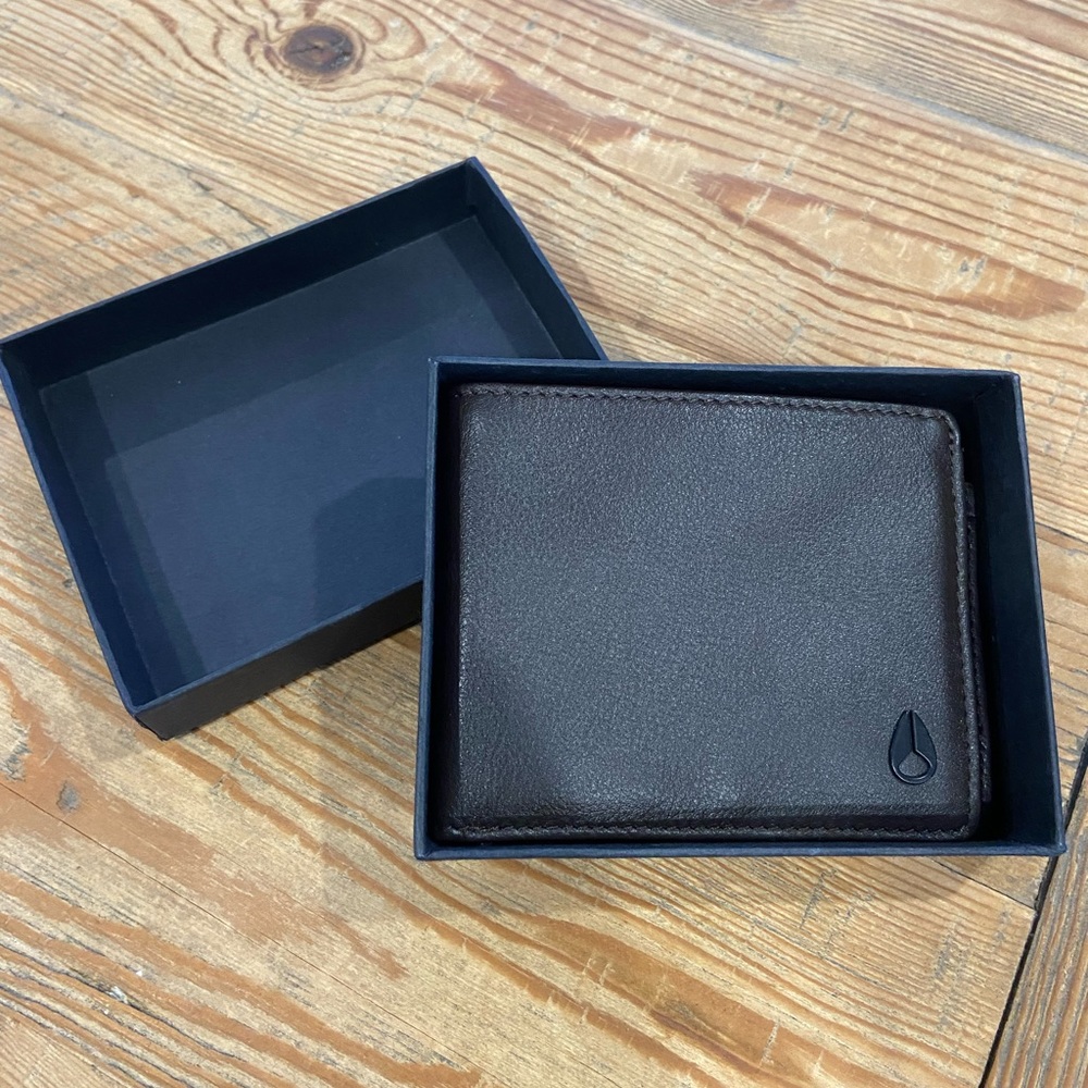 Brand new Nixon wallet